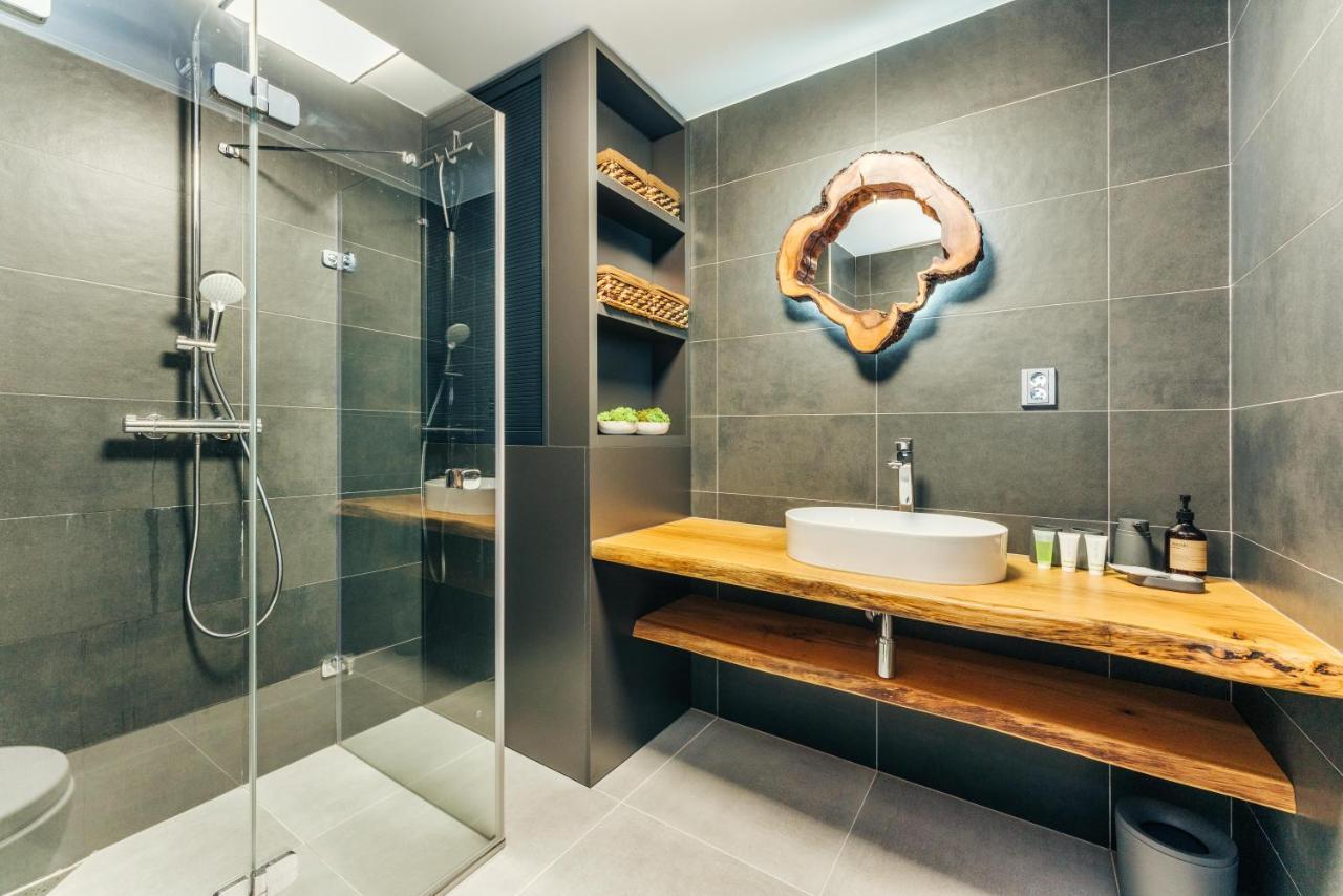 Premium Apartman Lipno リプノ・ナト・ヴルタヴォウ エクステリア 写真